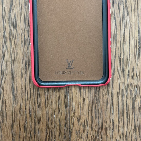 Louis Vutton Case - Picture 2 of 3